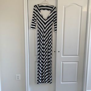 Black and White long dress, Size M